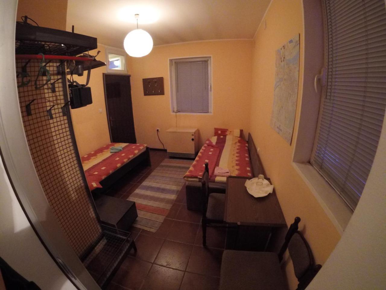 Hostel Respect Pancevo Exterior photo