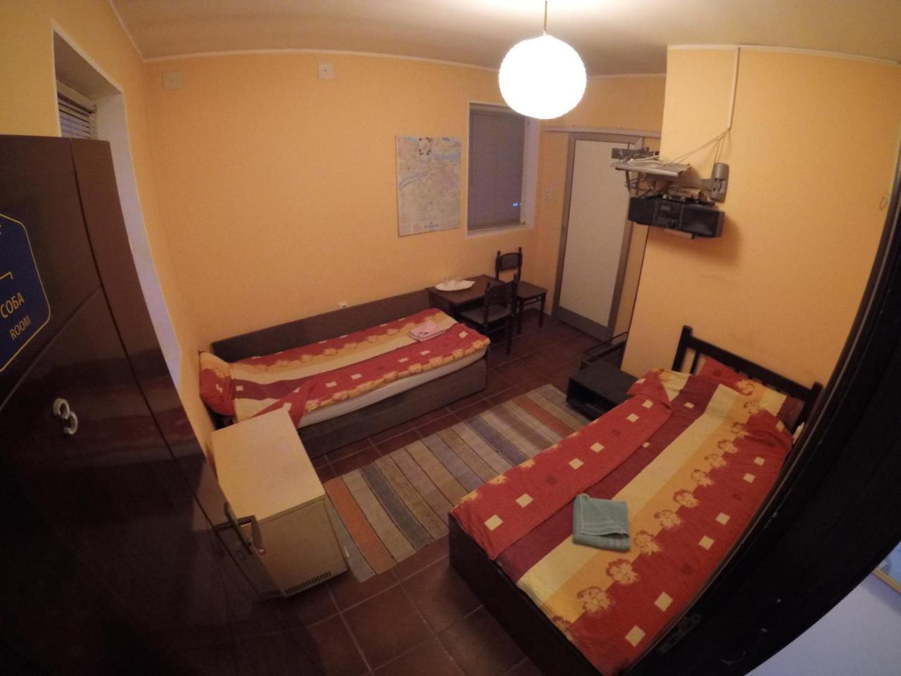 Hostel Respect Pancevo Exterior photo